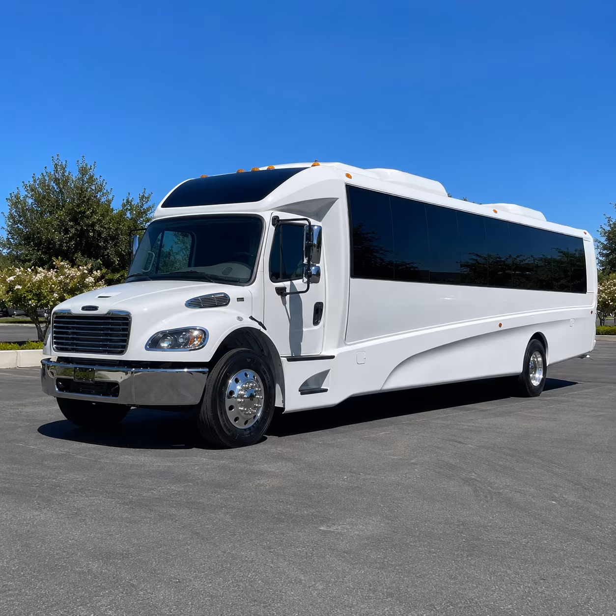 camarillo 35 passenger minibus