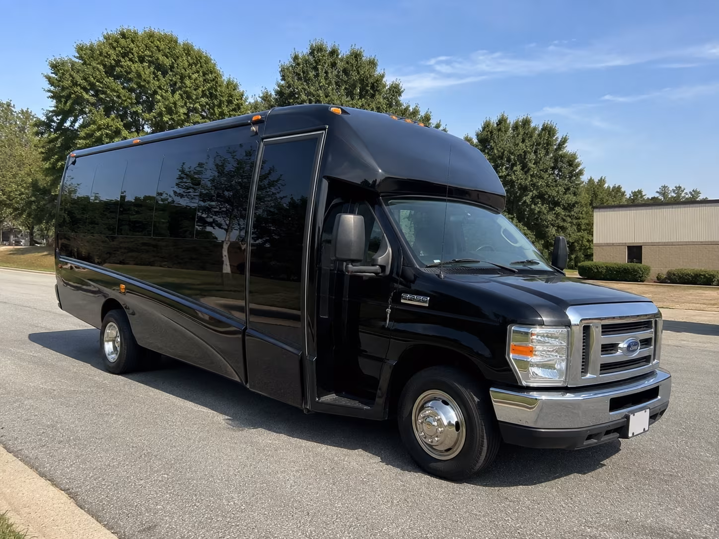 charter buses to ventura theater and ventura county concert venues