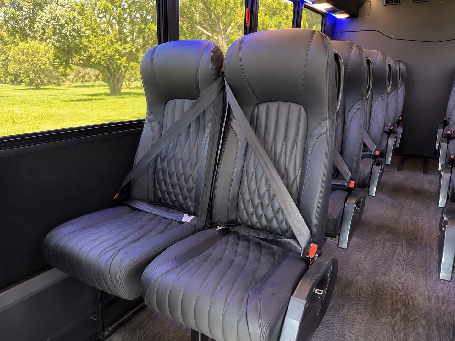 minibus rentals for camarillo prom groups heading to oxnard and beyond