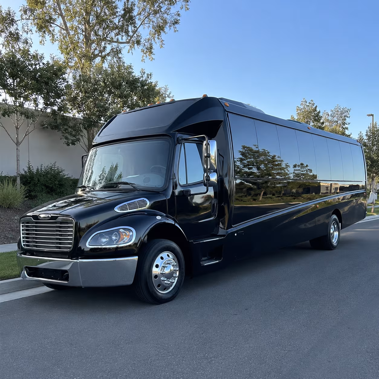 minibuses and charter buses for ventura county science and nature field trips
