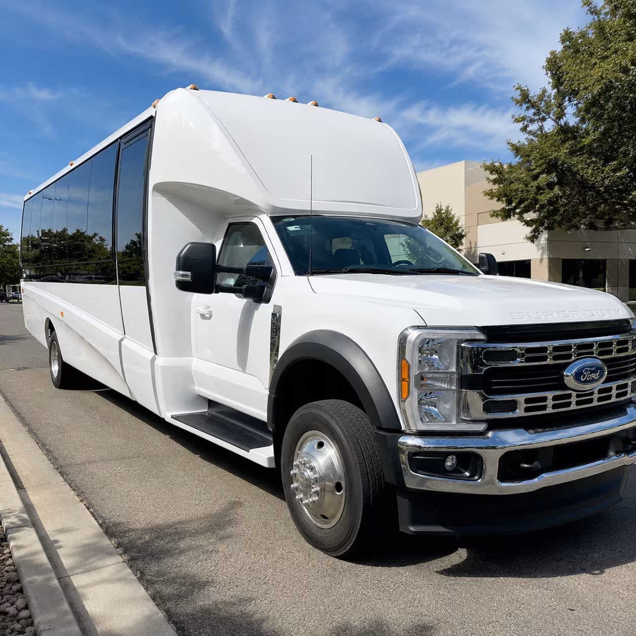 minibuses and party buses for smaller camarillo concert groups