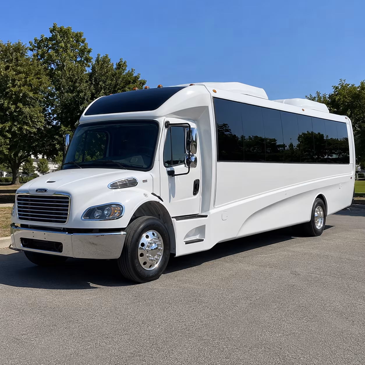 senior and accessibility focused church buses in camarillo
